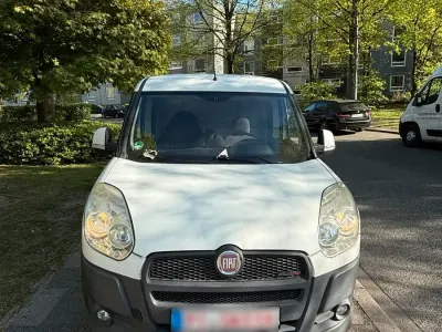 Second-hand Fiat Doblò 135 CP (99 kW) 2011 Alb Monovolum