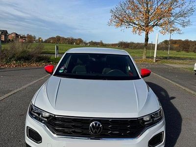 Second-hand VW T-Roc Sportline 150 CP (110 kW) 2021 Alb SUV