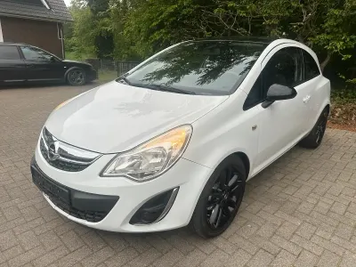 Używany Opel Corsa Sport 101 KM (74 kW) 2012 Biały Hatchback