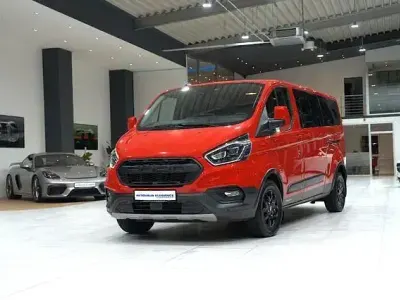 Usata Ford Transit Custom 185 CV (136 kW) 2022 Rosso Monovolume