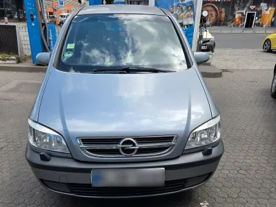 Gebraucht Opel Zafira 101 PS (74 kW) 2005 Silber Van / Kleinbus