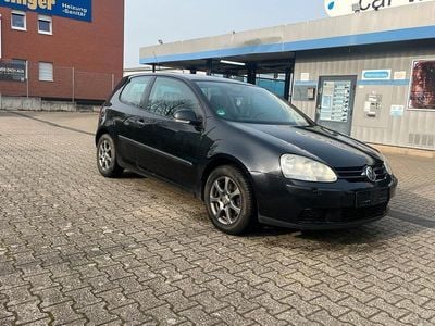 Gebraucht VW Golf V 74 PS (54 kW) 2005 Schwarz Kleinwagen