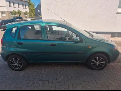 Używany Chevrolet Kalos 94 KM (69 kW) 2003 Zielony Hatchback