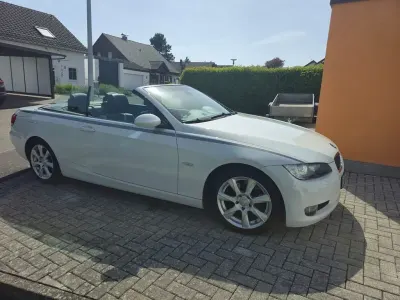 Gebraucht BMW 325 Cabriolet 218 PS (160 kW) 2009 Weiß Cabrio