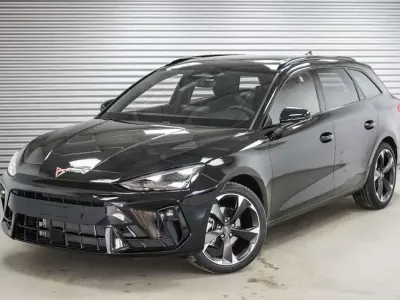 Neu Cupra Leon 150 PS (110 kW) 2026 Midnight black metall... Kombi