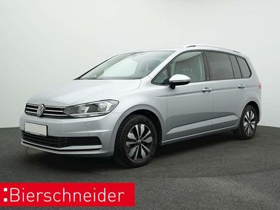 Silber Gebraucht 2024 VW Touran Move Van / Kleinbus | 32.490 € (Fairer Preis)
