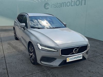 Gebraucht Volvo V60 Core 197 PS (144 kW) 2023 Grau Kombi