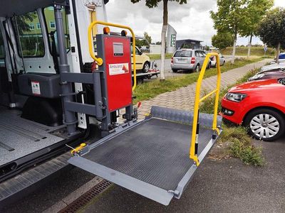 Gebraucht Ford Transit 125 PS (91 kW) 2015 Weiß Van / Kleinbus