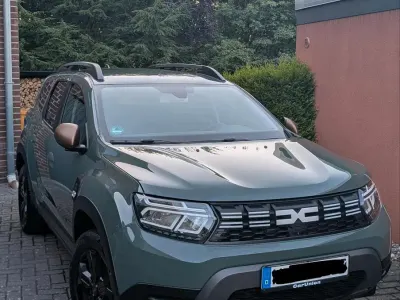 Gebraucht Dacia Duster Extreme 115 PS (84 kW) 2024 Grün SUV