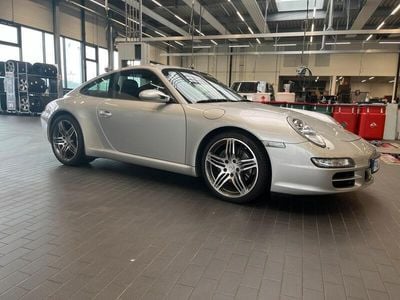 Porsche 911 Carrera