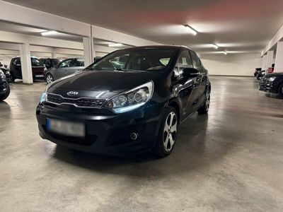 gebraucht Kia Rio 1.1 crdi TÜV 08/25