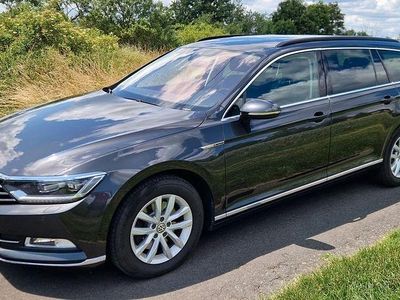 Gebraucht VW Passat Comfortline 190 PS (139 kW) 2017 Grau Kombi