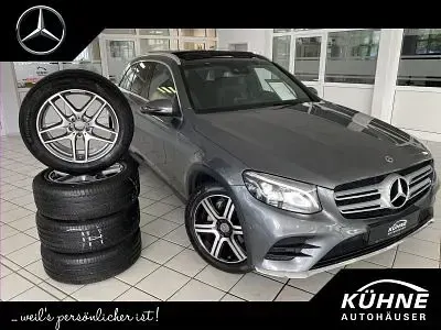 Używany Mercedes GLC220 AMG 170 KM (125 kW) 2018 Szary SUV