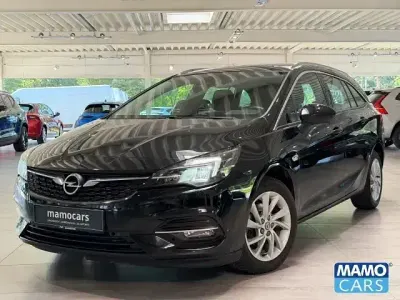 Gebraucht Opel Astra Elegance 122 PS (89 kW) 2022 Schwarz Kleinwagen