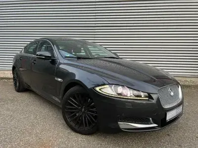 Gebraucht Jaguar XF Luxury 241 PS (177 kW) 2012 Grau Limousine