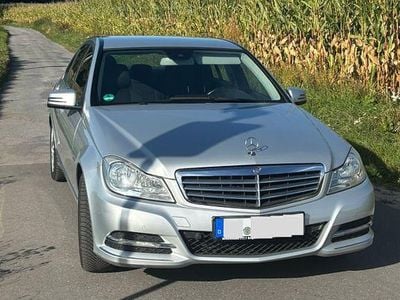 Mercedes C200