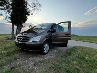 Gebraucht Mercedes Vito 136 PS (100 kW) 2014 Braun Van
