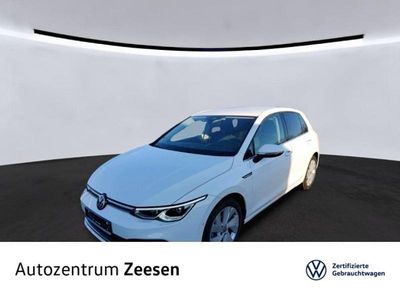Gebraucht VW Golf VIII Style 131 PS (96 kW) 2021 Pure white Limousine