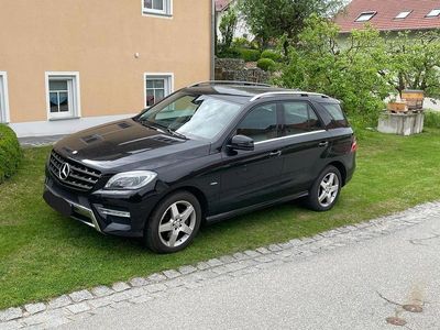 Schwarz Gebraucht 2012 Mercedes ML350 SUV | 19.500 € (Fairer Preis)