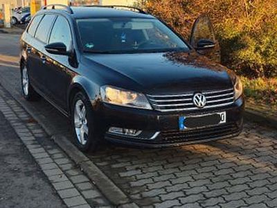 Gebraucht VW Passat Highline 140 PS (102 kW) 2011 Schwarz Kombi