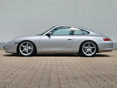 Gebraucht Porsche 911 Carrera 4 320 PS (235 kW) 2002 Silber Coupé