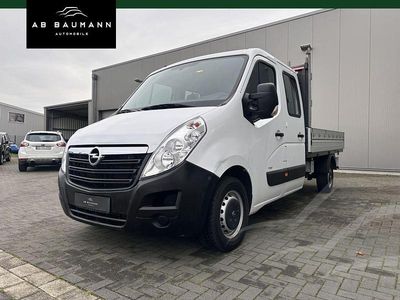 Weiß mineral/polar weiss (055p) Gebraucht 2018 Opel Movano Van | 17.493 € (Etwas zu teuer)