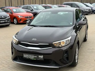 Gebraucht Kia Stonic Edition 7 120 PS (88 kW) 2018 Braun SUV