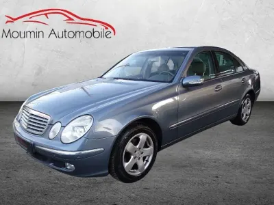Usado Mercedes E220 Elegance 150 CV (110 kW) 2003 Azul Berlina