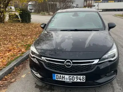 Gebraucht Opel Astra Dynamic 136 PS (100 kW) 2016 Schwarz Limousine