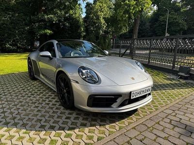 Porsche 911 Carrera