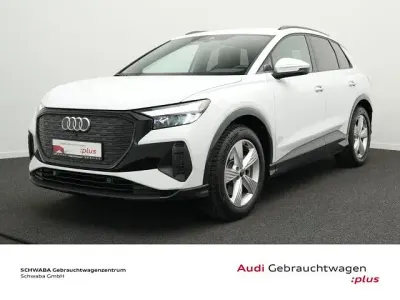 Używany Audi Q4 e-tron Ambiente 210 kW (286 KM) 2025 Biały SUV