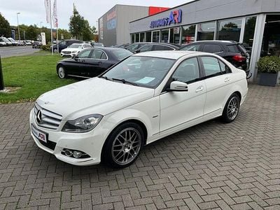 Weiß Gebraucht 2012 Mercedes C250 Limousine | 12.900 € (Fairer Preis)