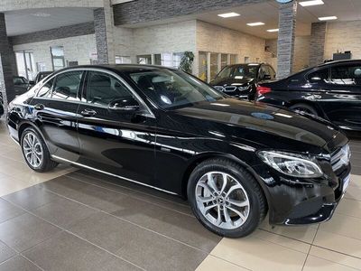 gebraucht Mercedes C350e Avantgarde*Airmatic*LED*Navi*PDC*SHZ