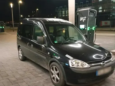 Second-hand Opel Combo 90 CP (66 kW) 2009 Negru Monovolum