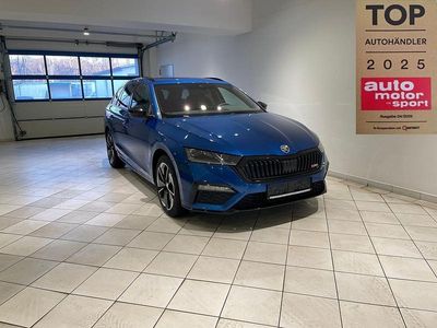 Blau metallic Gebraucht 2024 Skoda Octavia RS Kombi | 36.140 € (Fairer Preis)