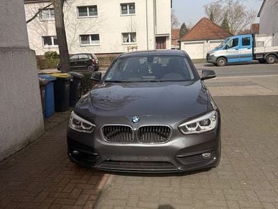 Gebraucht BMW 116 Advantage 109 PS (80 kW) 2019 Grau Kleinwagen
