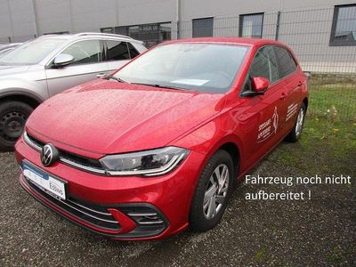 Gebraucht VW Polo Style 95 PS (69 kW) 2022 Rot Limousine