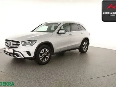 Usata Mercedes GLC220 194 CV (142 kW) 2020 Argento SUV