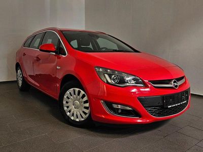 Gebraucht Opel Astra Exklusiv 140 PS (102 kW) 2016 Rot Kombi