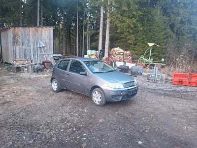 Gebraucht Fiat Punto 60 PS (44 kW) 2003 Silber Kleinwagen