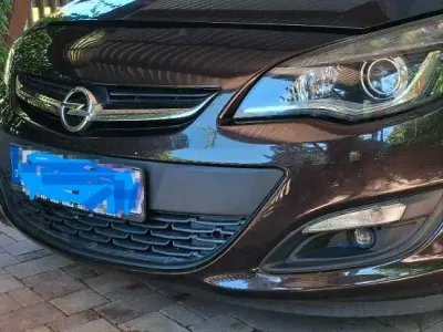Gebraucht Opel Astra 136 PS (100 kW) 2014 Braun Kombi