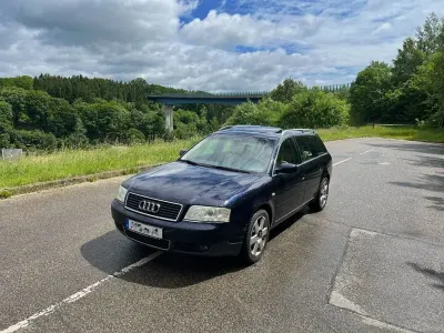 Gebraucht Audi A6 Exclusive 179 PS (131 kW) 2001 Blau Kombi