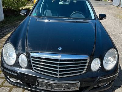 Mercedes E220