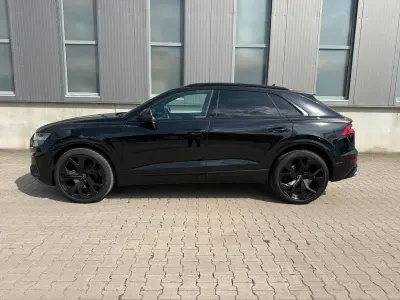 Gebraucht Audi SQ8 435 PS (319 kW) 2020 Schwarz SUV
