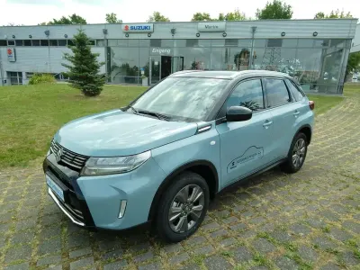 Neu Suzuki Vitara Comfort 129 PS (94 kW) 2026 Ice/cosmic black pearl met. SUV