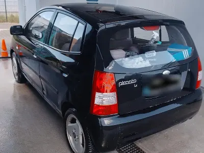 Gebraucht Kia Picanto 61 PS (44 kW) 2007 Schwarz Kleinwagen