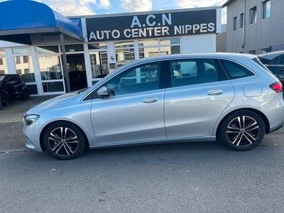 Gebraucht Mercedes B180 116 PS (85 kW) 2024 Silber Van / Kleinbus