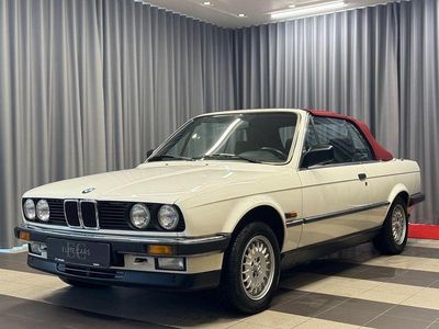 Gebraucht BMW 325 Cabriolet 170 PS (125 kW) 1987 Weiß Cabrio