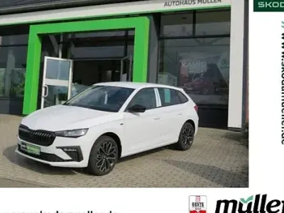 Neu Skoda Scala Tour 116 PS (85 kW) 2025 Weiß (moonweiss metallic) Kleinwagen