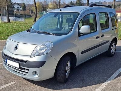 Gebraucht Renault Kangoo Expression 106 PS (77 kW) 2008 Silber Van / Kleinbus